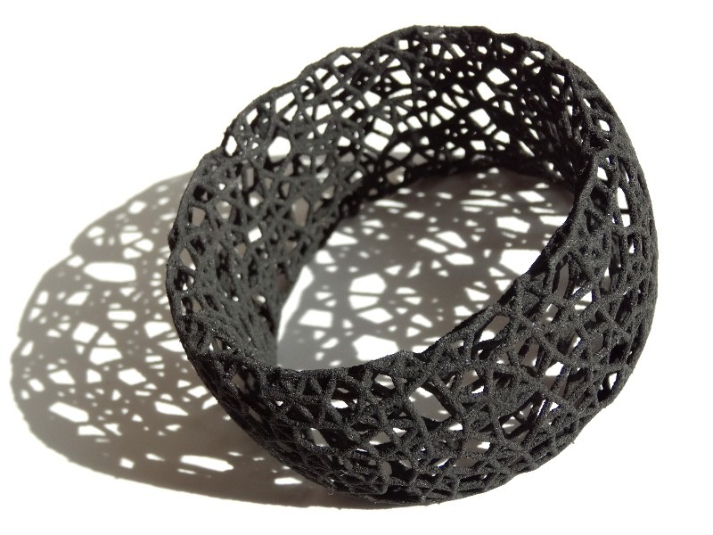 Uccello's nest bracelet inspired by the artist's Marzocco. By: Fucina - Laboratorio di Design on MakeTank.it
